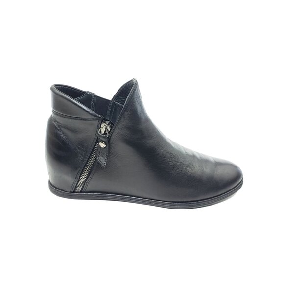 Stuart Weitzman Lowkey Hidden Wedge Ankle Boots Black Leather Side Zip Size 6.5 - Picture 7 of 10